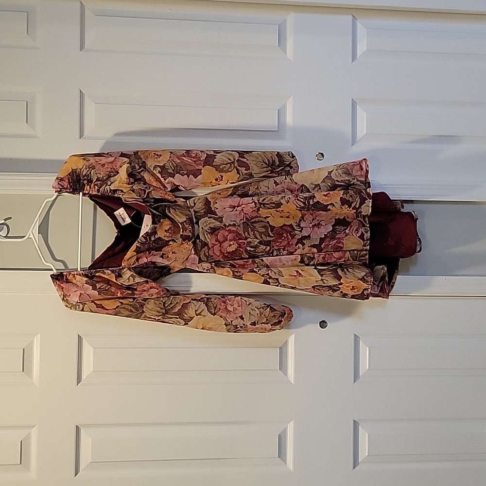 Showpo cut out Ebonee Dress, vintage floral pattern